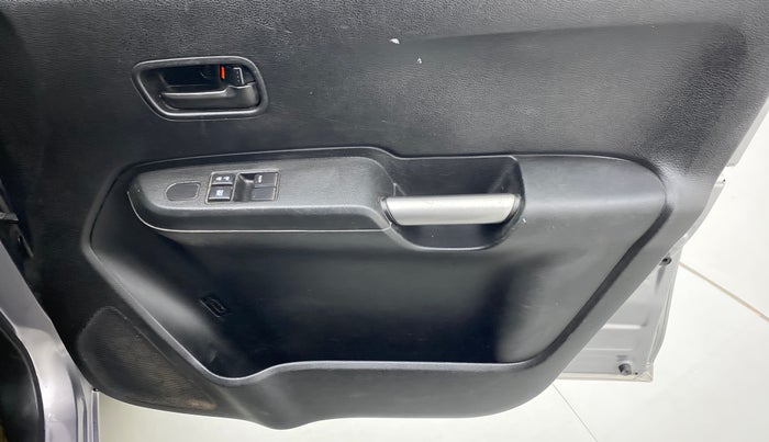 2020 Maruti IGNIS SIGMA 1.2 K12, Petrol, Manual, 38,863 km, Driver Side Door Panels Controls