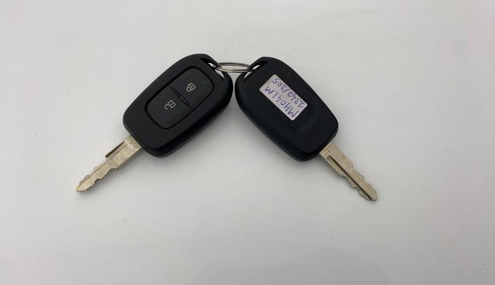 2023 Renault Kwid CLIMBER AMT 1.0, Petrol, Automatic, 18,332 km, Key Close Up