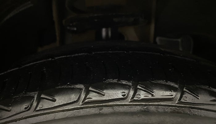 2020 Tata Tiago XZ PLUS PETROL, Petrol, Manual, 95,668 km, Right Front Tyre Tread