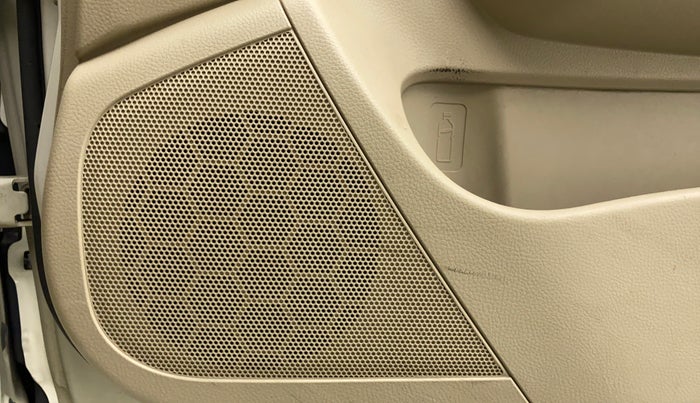 2015 Maruti Swift Dzire VXI, Petrol, Manual, 72,438 km, Speaker