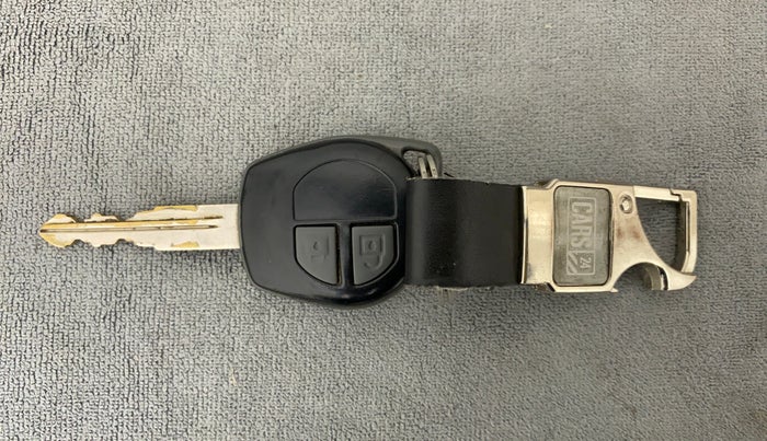 2015 Maruti Swift Dzire VXI, Petrol, Manual, 72,438 km, Key Close Up