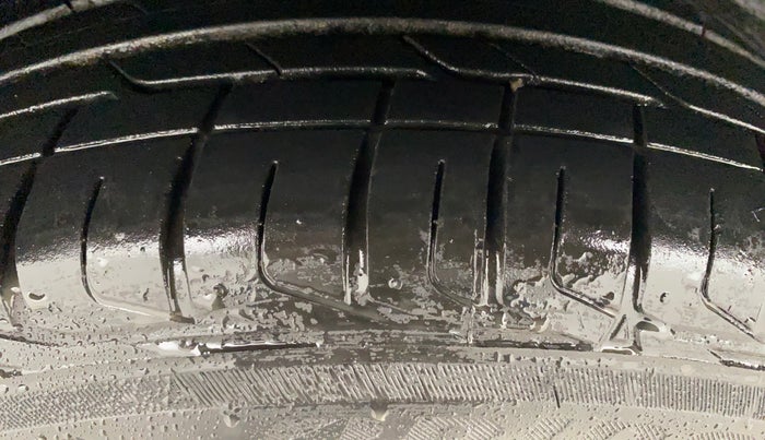 2022 Tata NEXON XZ PLUS DIESEL DARK EDITION, Diesel, Manual, 88,407 km, Right Rear Tyre Tread