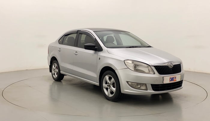 2013 Skoda Rapid ELEGANCE 1.6 TDI CR MT, Diesel, Manual, 1,24,118 km, Right Front Diagonal