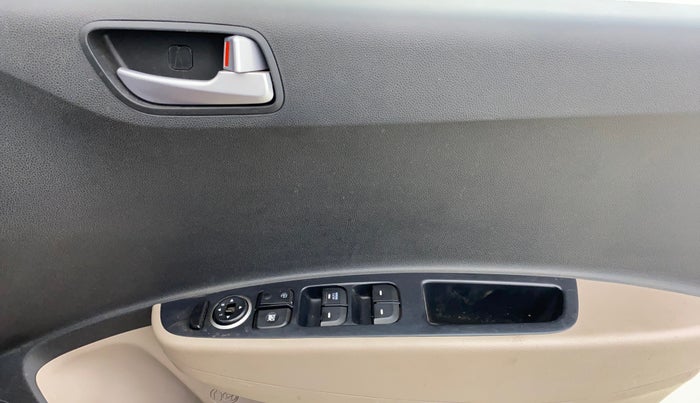 2017 Hyundai Grand i10 SPORTZ (O) AT 1.2 KAPPA VTVT, Petrol, Automatic, 69,552 km, Driver Side Door Panels Control