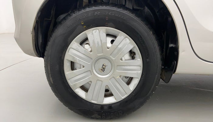 2018 Maruti Swift LXI, Petrol, Manual, 11,201 km, Right Rear Wheel