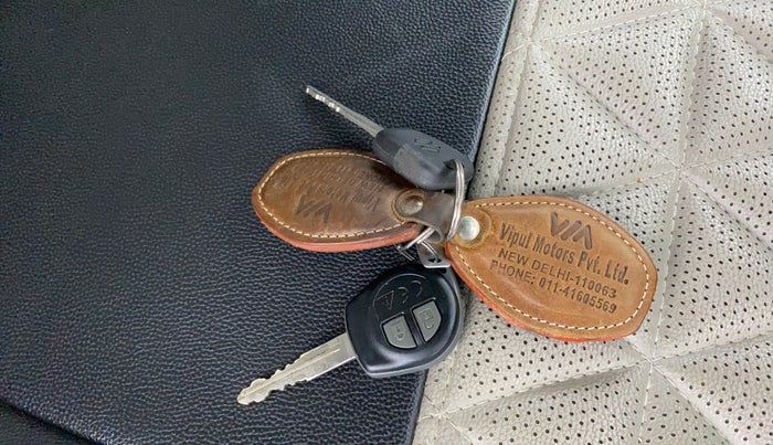 2022 Maruti S PRESSO VXI S-CNG, CNG, Manual, 9,122 km, Key Close Up