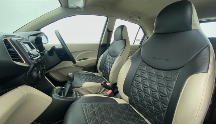 2021 Hyundai NEW SANTRO 1.1 MAGNA MT, Petrol, Manual, 5,895 km, Right Side Front Door Cabin