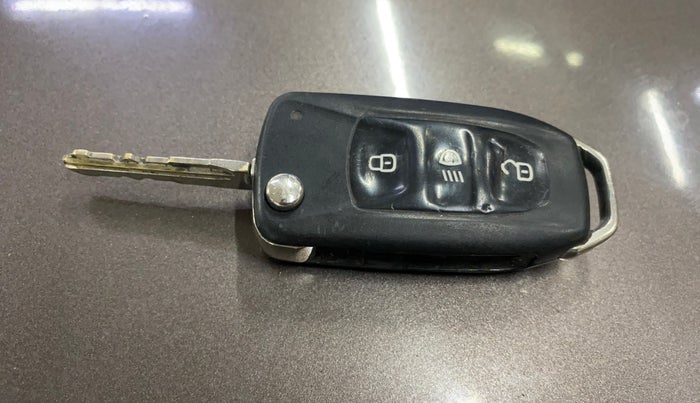 2017 Tata TIGOR XT DIESEL, Diesel, Manual, 95,837 km, Key Close Up