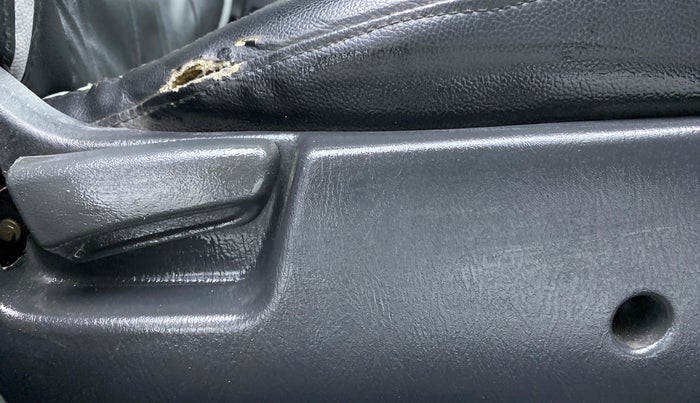 2018 Maruti Alto K10 VXI P, Petrol, Manual, 43,809 km, Driver Side Adjustment Panel