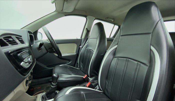 2018 Maruti Alto K10 VXI P, Petrol, Manual, 43,809 km, Right Side Front Door Cabin