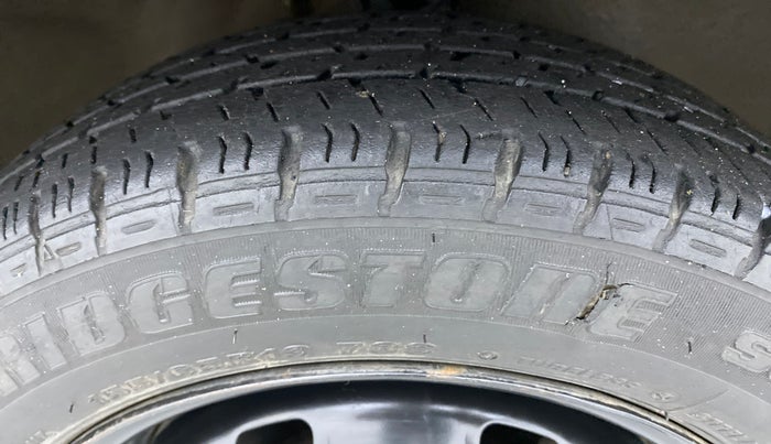 2018 Maruti Alto K10 VXI P, Petrol, Manual, 43,809 km, Right Front Tyre Tread