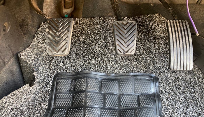 2014 Hyundai Eon ERA +, Petrol, Manual, 42,207 km, Pedals