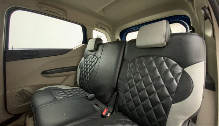 2022 Renault TRIBER RXL MT, Petrol, Manual, 34,107 km, Right Side Rear Door Cabin