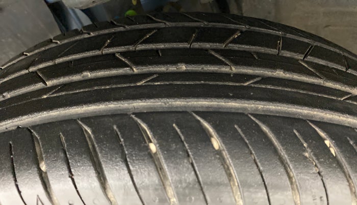 2021 Renault Kiger RXZ 1.0 MT, Petrol, Manual, 5,585 km, Left Front Tyre Tread
