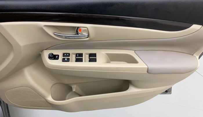 2016 Maruti Ciaz ZXI+ AT, Petrol, Automatic, 45,263 km, Driver Side Door Panels Control
