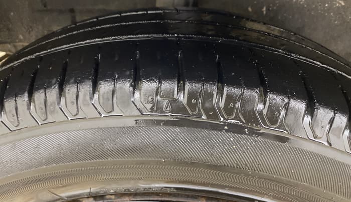 2018 Toyota YARIS G MT, Petrol, Manual, 1,12,063 km, Right Rear Tyre Tread