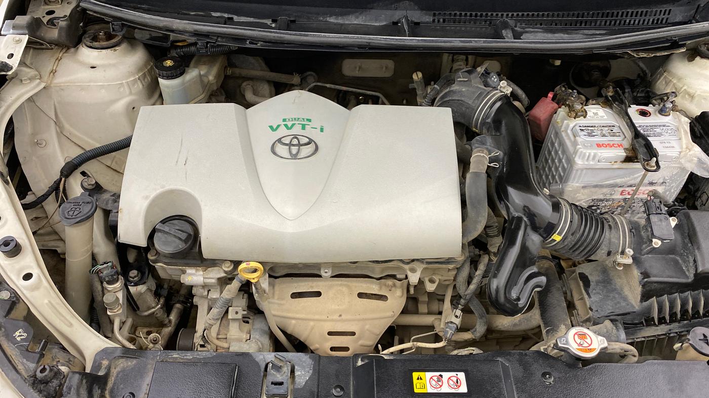 2018 Toyota YARIS G MT, Petrol, Manual, 1,12,150 km, Engine View - Right