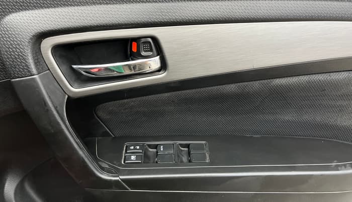 2019 Maruti Vitara Brezza ZDI AMT, Diesel, Automatic, 95,457 km, Driver Side Door Panels Control