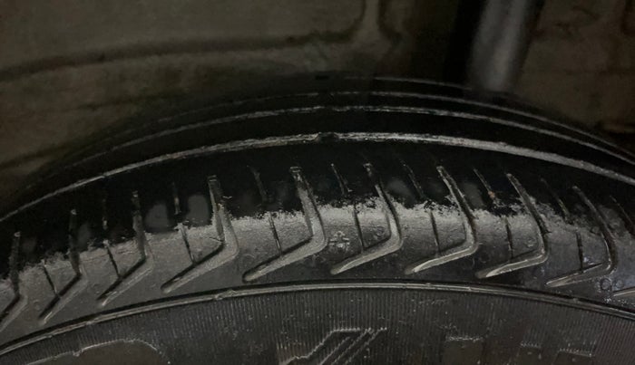 2021 Maruti New Wagon-R LXI CNG (O) 1.0, CNG, Manual, 70,662 km, Left Rear Tyre Tread