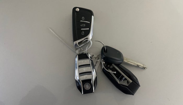 2021 Maruti New Wagon-R LXI CNG (O) 1.0, CNG, Manual, 70,662 km, Key Close Up