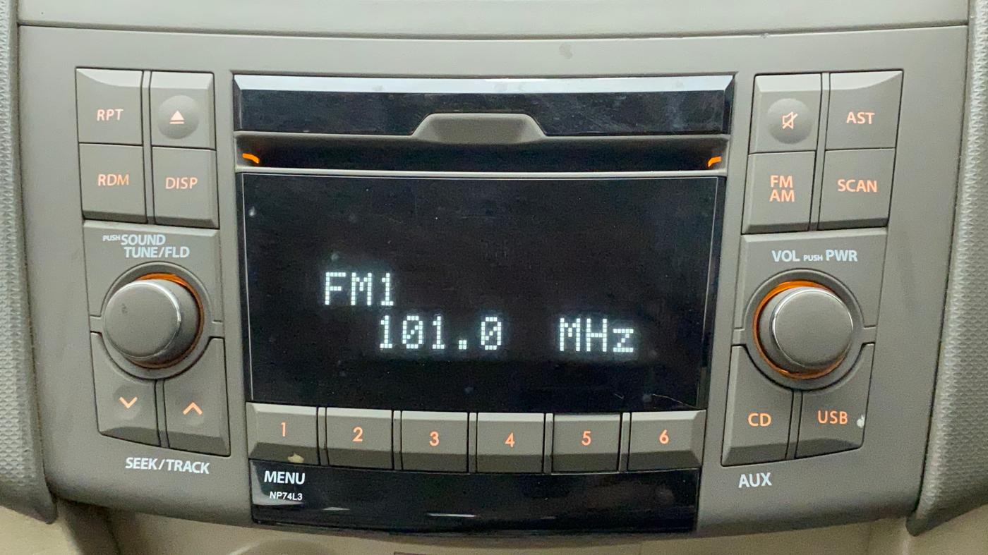 2013 Maruti Ertiga ZXI, Petrol, Manual, 80,154 km, Infotainment System
