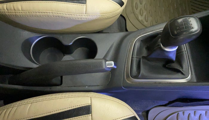 2019 Hyundai Verna 1.4 EX PETROL, Petrol, Manual, 54,732 km, Gear Lever