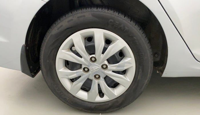 2019 Hyundai Verna 1.4 EX PETROL, Petrol, Manual, 54,732 km, Right Rear Wheel