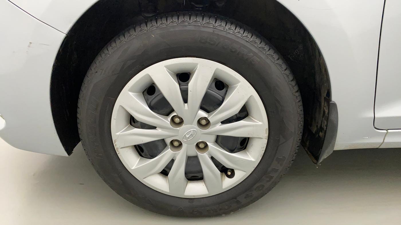 2019 Hyundai Verna 1.4 EX PETROL, Petrol, Manual, 54,732 km, Left Front Wheel
