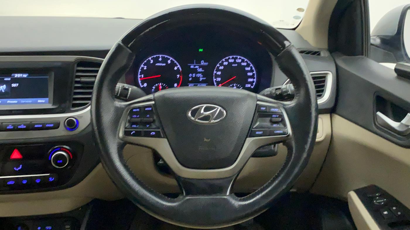 2019 Hyundai Verna 1.4 EX PETROL, Petrol, Manual, 54,732 km, Steering Wheel Close Up