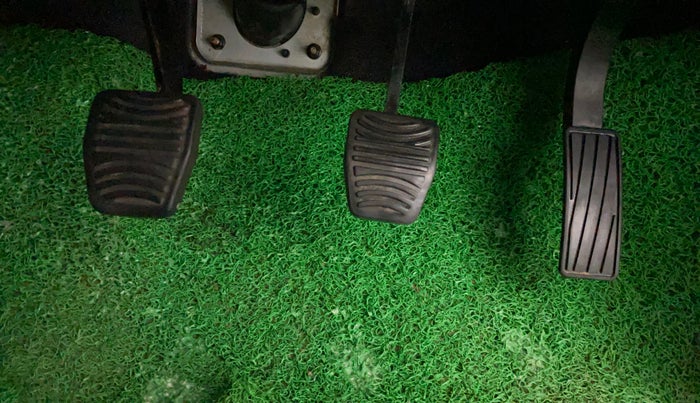 2019 Mahindra MARAZZO M4 8 STR, Diesel, Manual, 52,280 km, Pedals