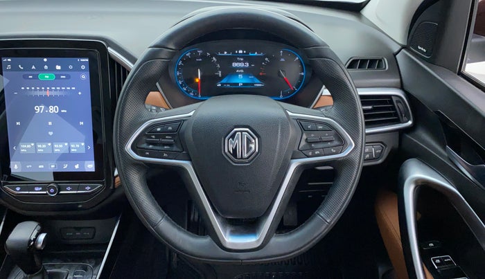 2020 MG HECTOR PLUS SHARP DCT, Petrol, Automatic, 17,987 km, Steering Wheel Close Up