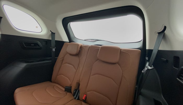 2020 MG HECTOR PLUS SHARP DCT, Petrol, Automatic, 17,987 km, Third Seat Row ( optional )