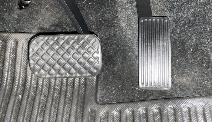 2020 MG HECTOR PLUS SHARP DCT, Petrol, Automatic, 17,987 km, Pedals