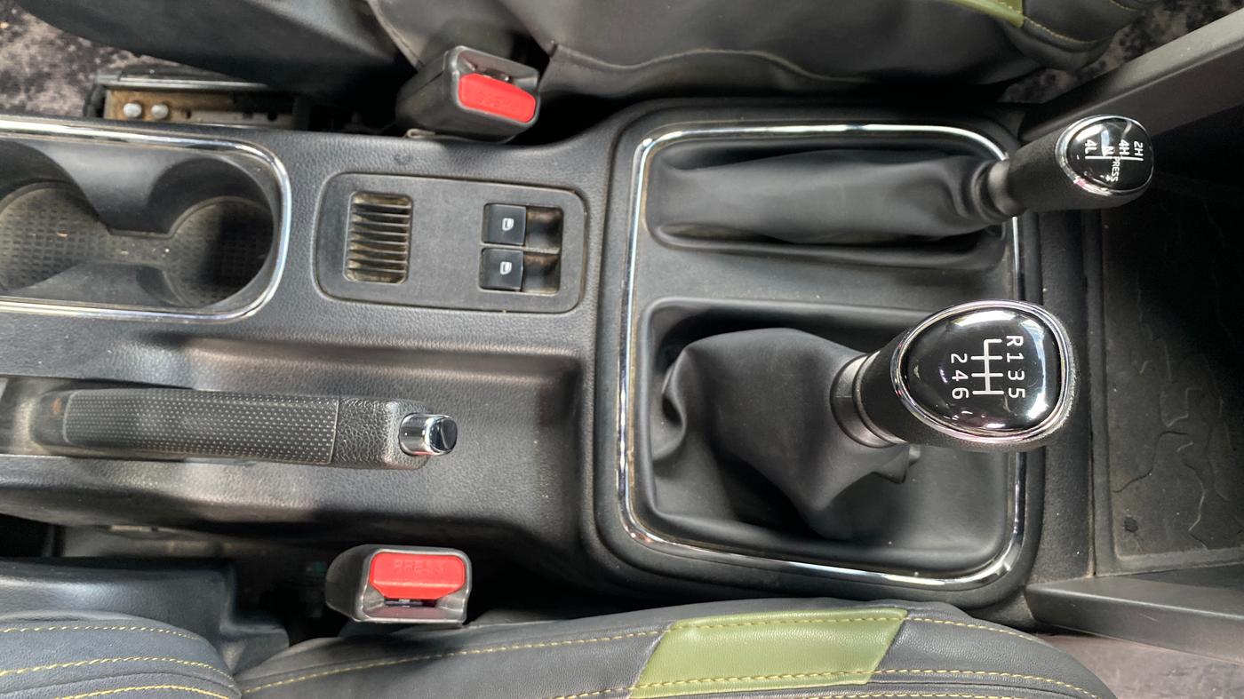 2021 Mahindra Thar LX HT PETROL 4WD MT, Petrol, Manual, 27,387 km, Gear Lever