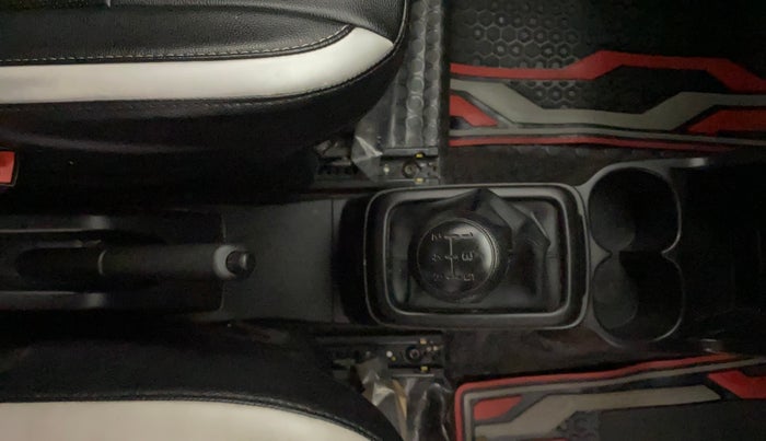 2021 Maruti S PRESSO VXI, Petrol, Manual, 50,032 km, Gear Lever