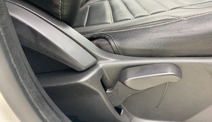 2020 Ford FREESTYLE TITANIUM 1.2 PETROL, Petrol, Manual, 44,725 km, Driver Side Adjustment Panel