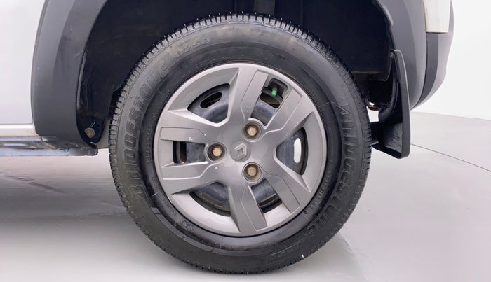 2017 Renault Kwid 1.0 RXT, Petrol, Manual, 71,331 km, Left Rear Wheel