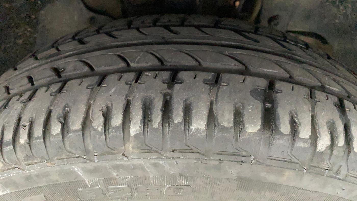 2021 Tata Tiago XT LIMITED EDITION PETROL, Petrol, Manual, 20,856 km, Right Front Tyre Tread