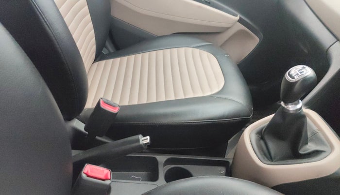 2017 Hyundai Grand i10 SPORTZ (O) 1.2 KAPPA VTVT, Petrol, Manual, 95,064 km, Gear Lever