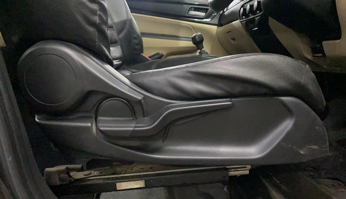 2019 Honda Amaze 1.2L I-VTEC S, Petrol, Manual, 48,088 km, Driver Side Adjustment Panel