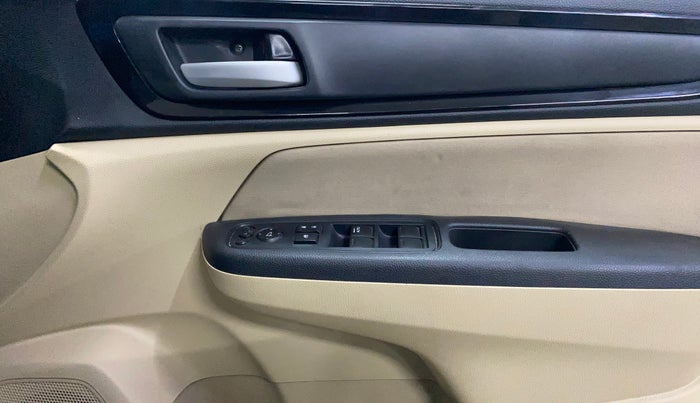 2019 Honda Amaze 1.2L I-VTEC S, Petrol, Manual, 48,088 km, Driver Side Door Panels Control
