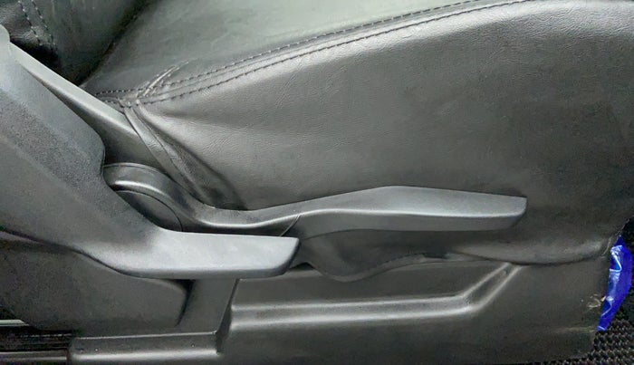 2021 Maruti XL6 ZETA SHVS, Petrol, Manual, 3,828 km, Driver Side Adjustment Panel