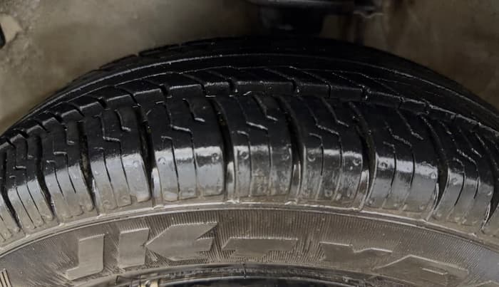 2012 Maruti Alto 800 LX CNG, CNG, Manual, 71,627 km, Left Front Tyre Tread