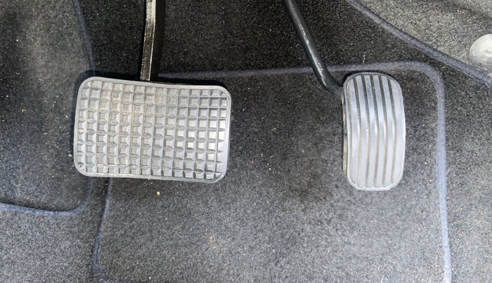 2018 Tata Tiago XTA PETROL, Petrol, Automatic, 49,239 km, Pedals