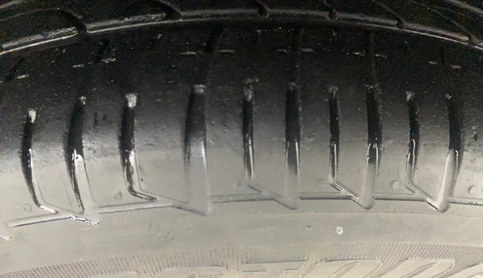 2018 Tata Tiago XTA PETROL, Petrol, Automatic, 49,239 km, Left Front Tyre Tread