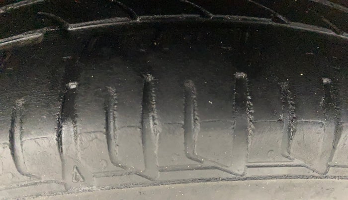 2018 Tata Tiago XTA PETROL, Petrol, Automatic, 49,239 km, Right Rear Tyre Tread