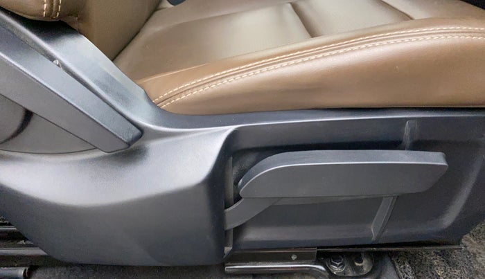 2019 Tata Harrier XZ 2.0L Kryotec, Diesel, Manual, 90,021 km, Driver Side Adjustment Panel