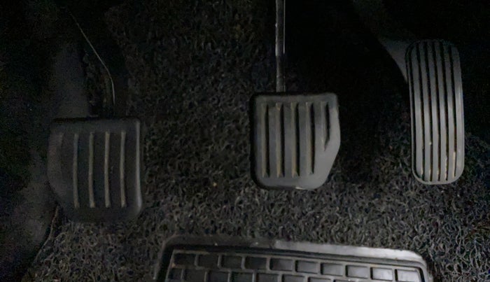 2019 Tata Harrier XZ 2.0L Kryotec, Diesel, Manual, 90,021 km, Pedals