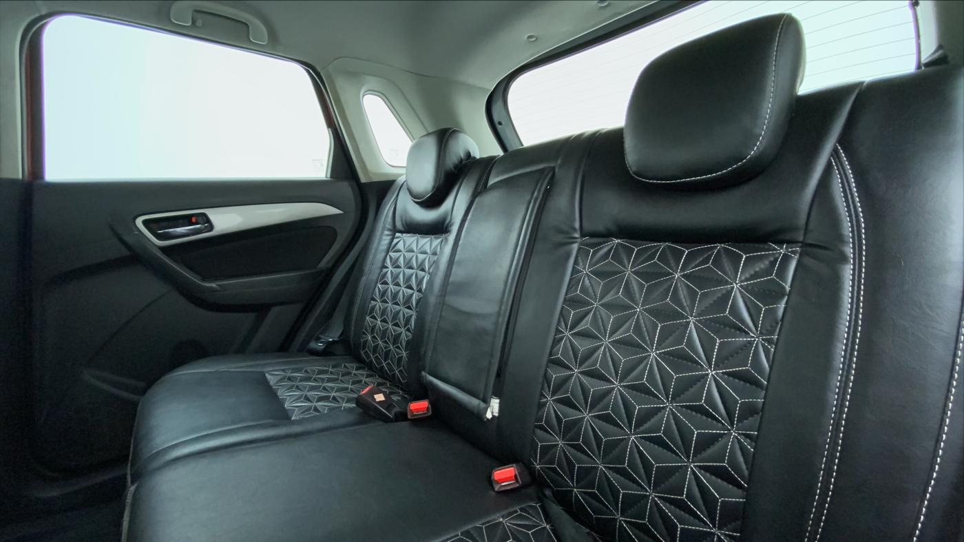 2016 Maruti Vitara Brezza ZDI PLUS DUAL TONE, Diesel, Manual, 1,50,258 km, Right Side Rear Door Cabin