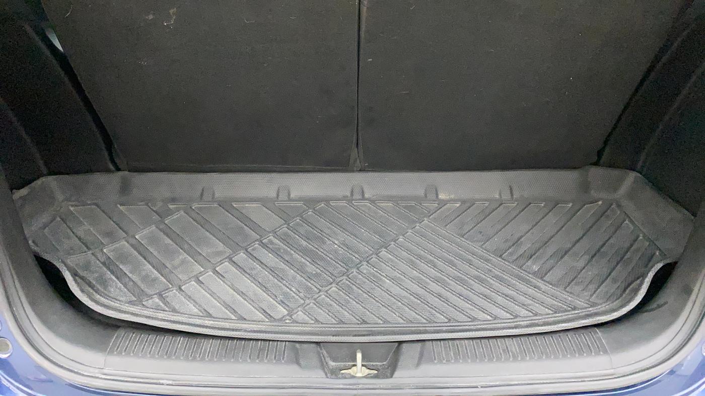 2020 Maruti XL6 ZETA MT, Petrol, Manual, 73,095 km, Boot Inside